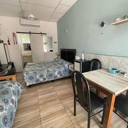 Ezeiza 2 Monoambiente Privado A 15 Minutos Del Aeropuerto Opcional Tranfer Desde Y Hacia El Aeropuerto De Ezeiza Las 24 Horas Pet Friendly Eksteriør bilde