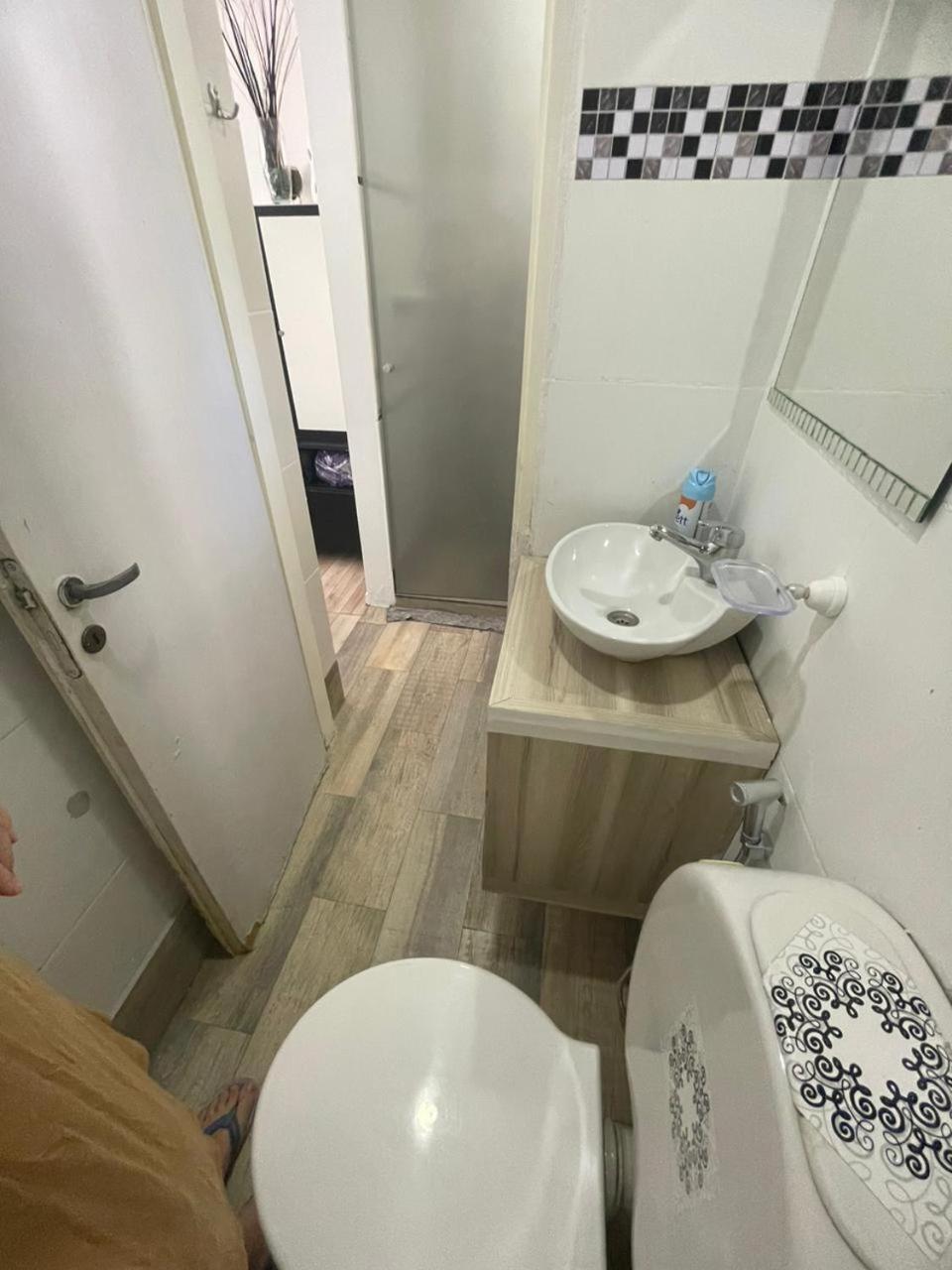 Ezeiza 2 Monoambiente Privado A 15 Minutos Del Aeropuerto Opcional Tranfer Desde Y Hacia El Aeropuerto De Ezeiza Las 24 Horas Pet Friendly Eksteriør bilde