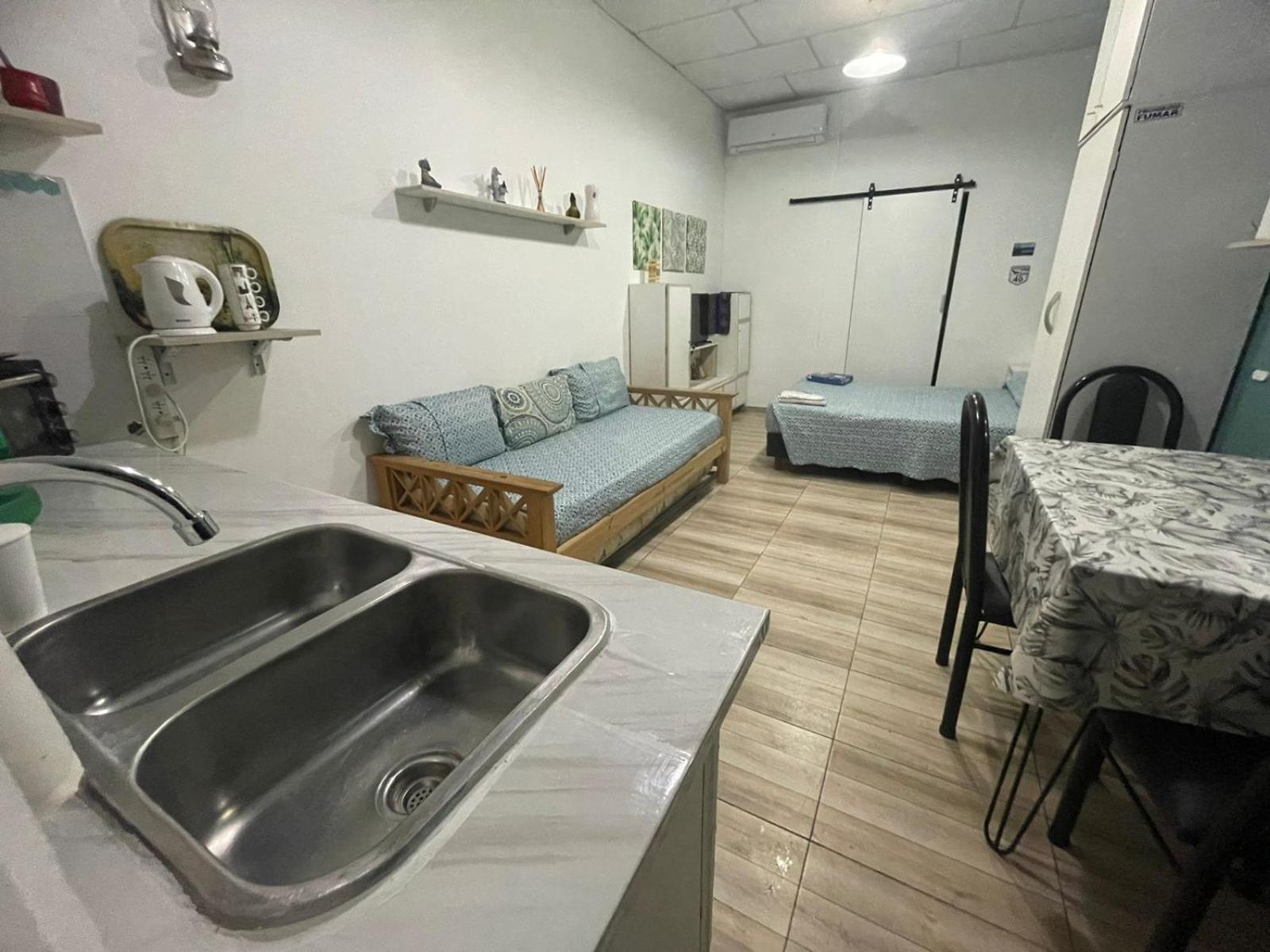 Ezeiza 2 Monoambiente Privado A 15 Minutos Del Aeropuerto Opcional Tranfer Desde Y Hacia El Aeropuerto De Ezeiza Las 24 Horas Pet Friendly Eksteriør bilde
