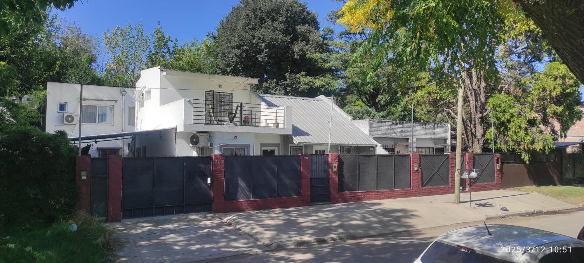 Ezeiza 2 Monoambiente Privado A 15 Minutos Del Aeropuerto Opcional Tranfer Desde Y Hacia El Aeropuerto De Ezeiza Las 24 Horas Pet Friendly Eksteriør bilde