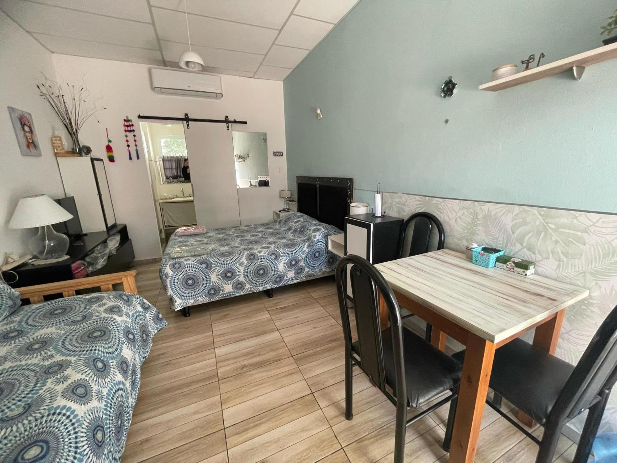 Ezeiza 2 Monoambiente Privado A 15 Minutos Del Aeropuerto Opcional Tranfer Desde Y Hacia El Aeropuerto De Ezeiza Las 24 Horas Pet Friendly Eksteriør bilde
